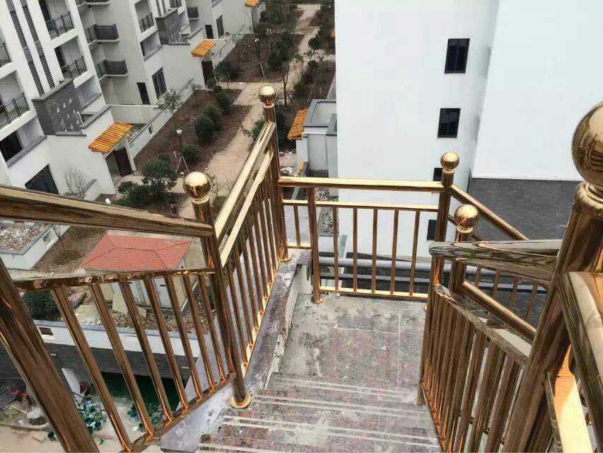 彩色不锈钢.jpg 彩色不锈钢.jpg